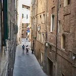 Casa Sofia 2 Min Duomo - Piazza Del Campo 公寓 *