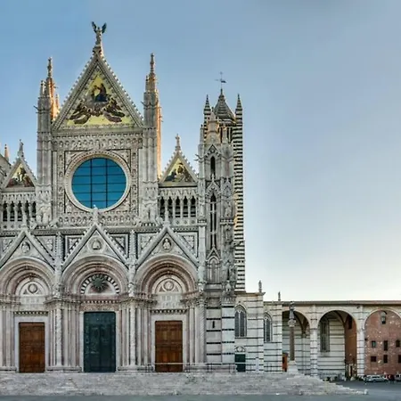 Casa Sofia [2 Min Duomo - Piazza Del Campo] Appartamento *